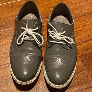 Cole Haan grey leather Oxford shoes